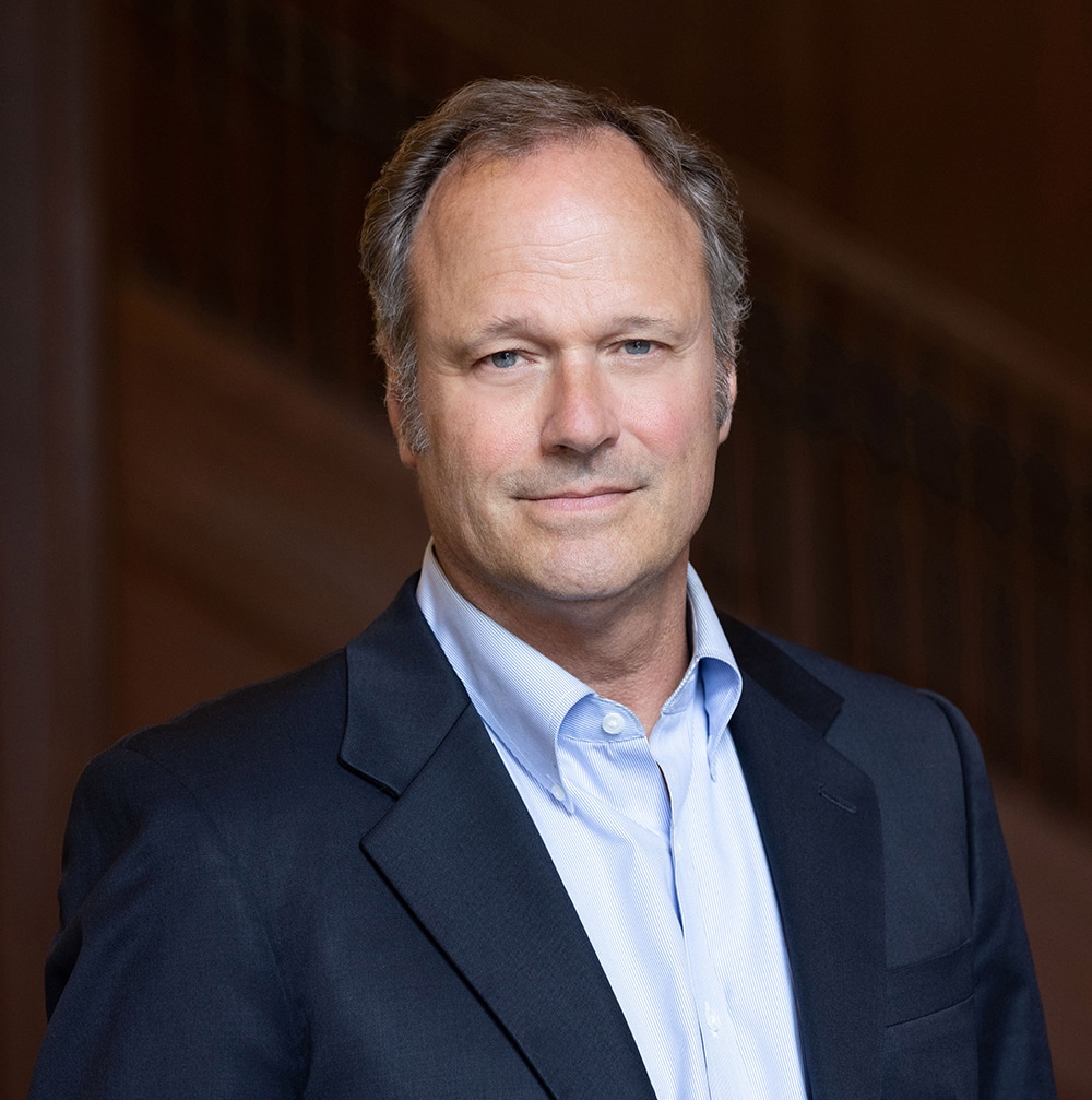 Andrew Hoffman Headshot