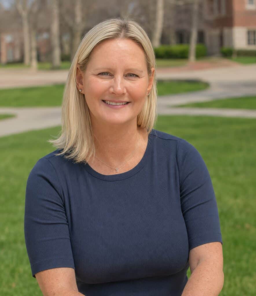 Suzanne Marosi-Anderson headshot