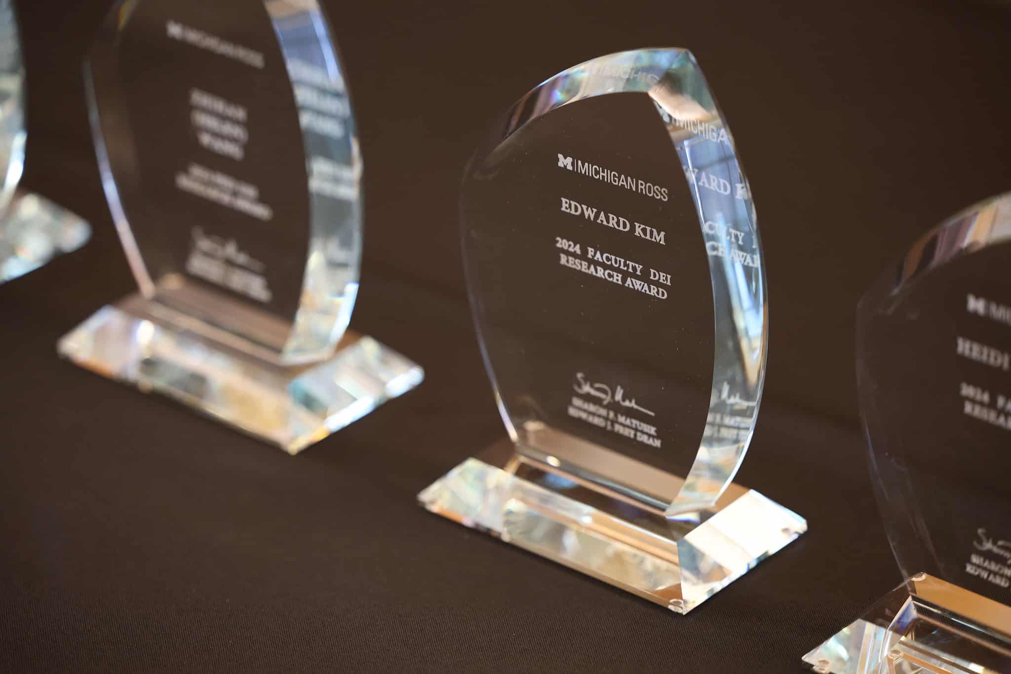 53689291049 ff004a0561 k